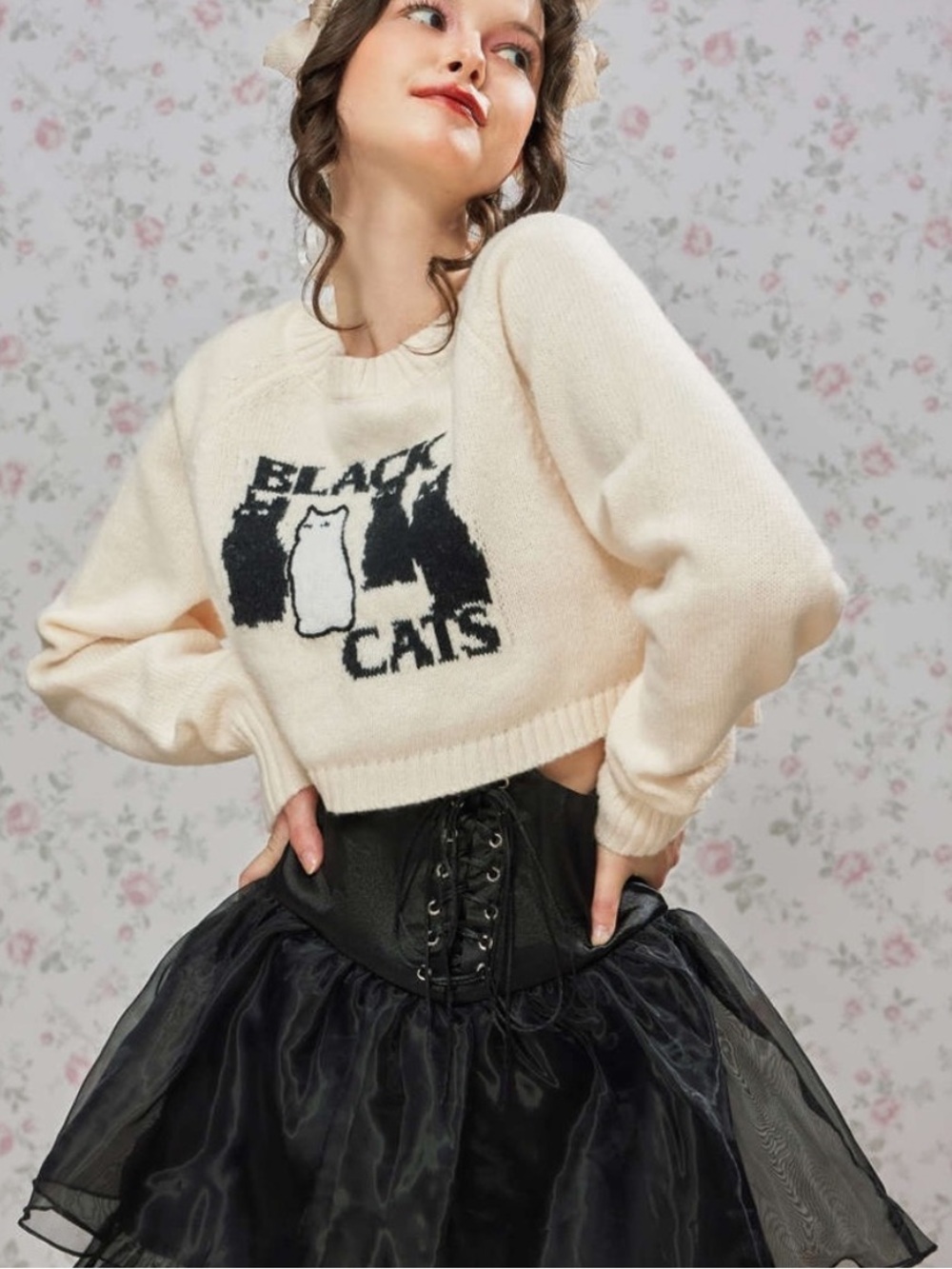 NWT CIDER Black Cats Crop Sweater Size Large Cream Black